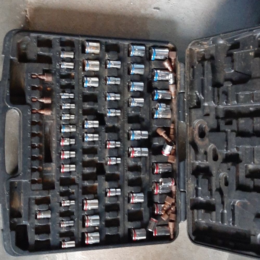 Duralast Socket Case and Sockets